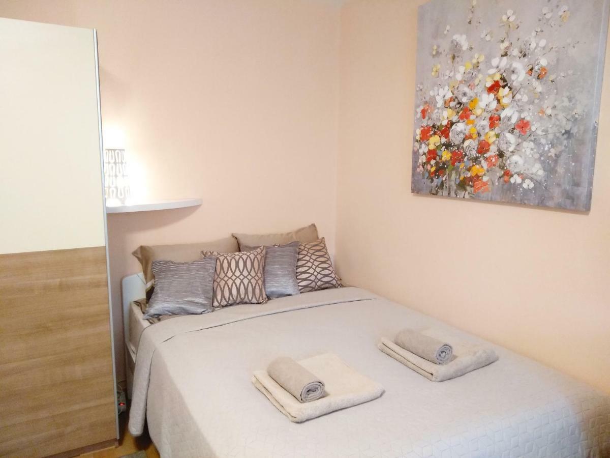 Sunray Studio Apartment Загреб Экстерьер фото